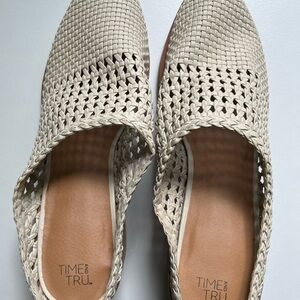 Time and Tru Cream Woven Slip-On Flats